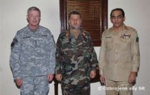 Najvy vojensk predstavitelia ISAF, Afganskej nrodnej armdy a Pakistanskej armdy sa aj v prvch doch roku 2009 venovali kovm otzkam cezhraninej vojenskej spoluprce