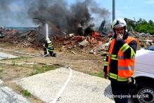 Pd dopravnho lietadla do obytnej zny na Leti - BROKEN WINGS 2012